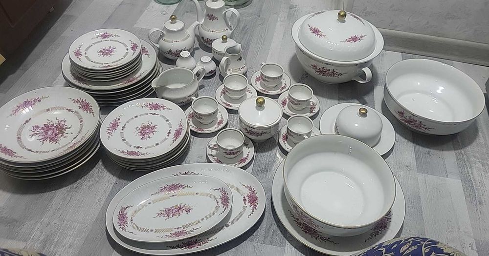 Чайно-столовый сервиз