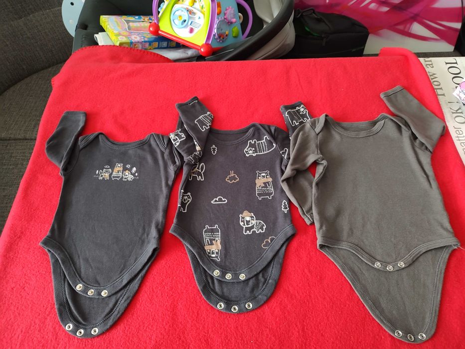 Намален от35лв Комплект Крава / Лот Бодита за бебе