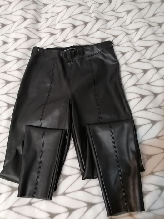 Pantaloni piele, marimea 36