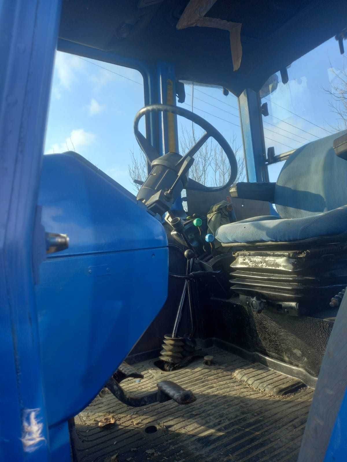 Tractor de vânzare