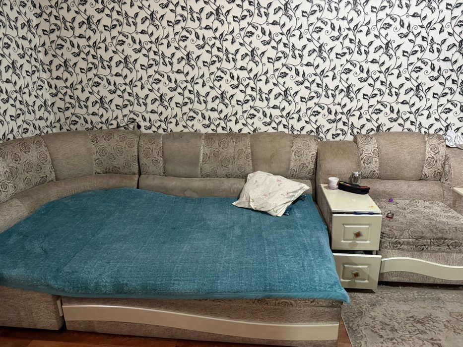 Диван с креслой