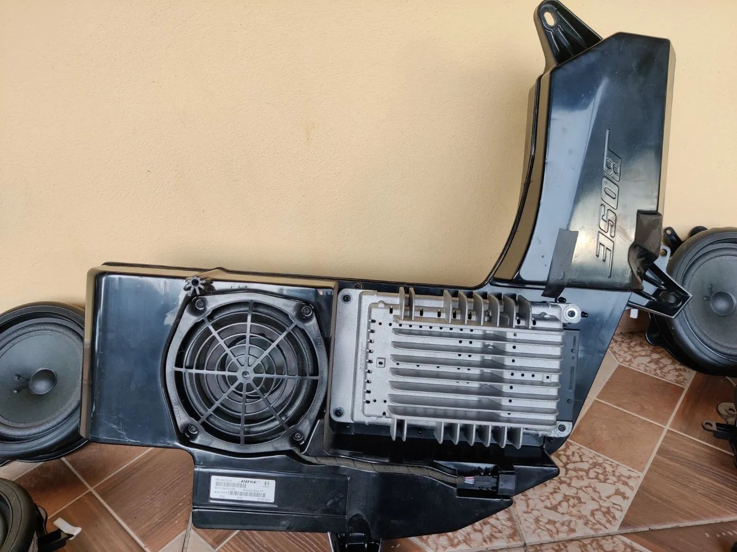 Sistem audio BOSE statie boxe subwoofer tweetere Seat Exeo Audi A4 B6 B7 3R0035382A BERLINA