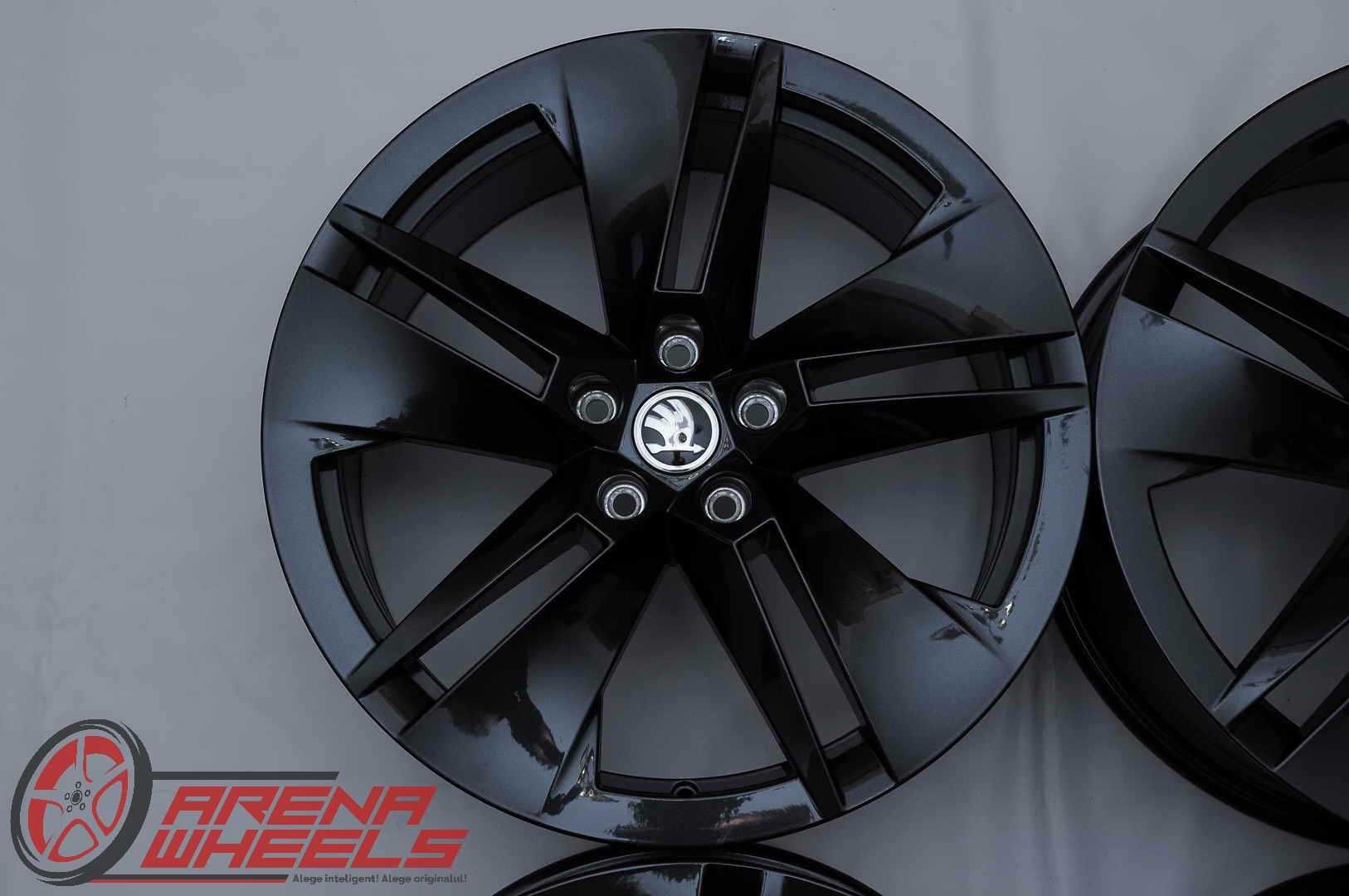 Jante Noi 19 inch Originale Skoda Enyaq Kodiaq Karoq Superb R19