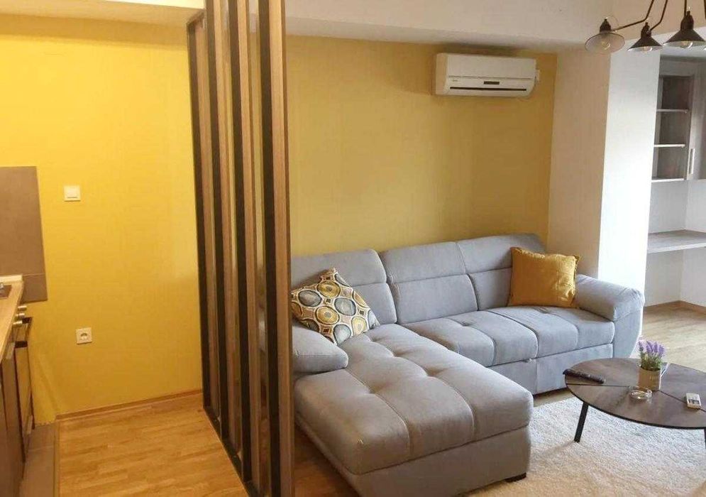 Дава се под наем Двустаен апартамент в Бургас, Лазур - 57 кв.м за 204 € - Снимка #2