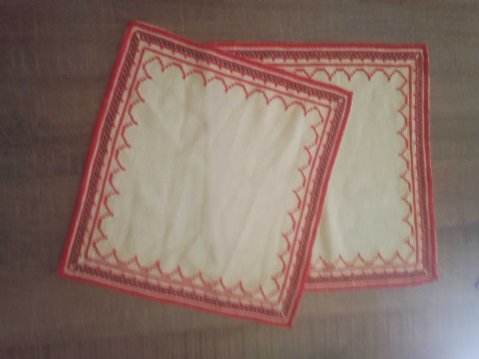 Покривки и карета за маса