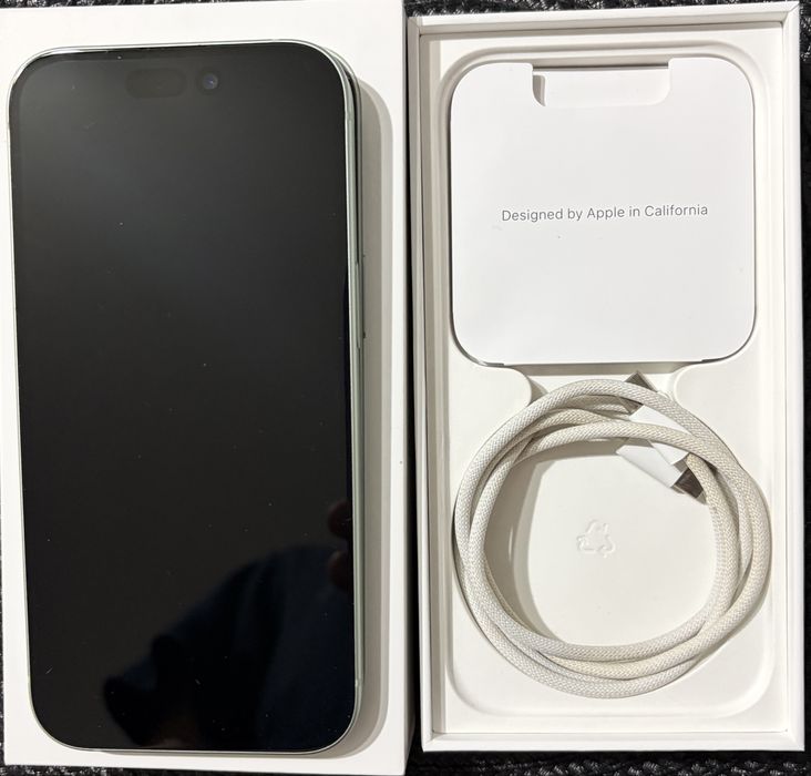 Vand Iphone 15 Green