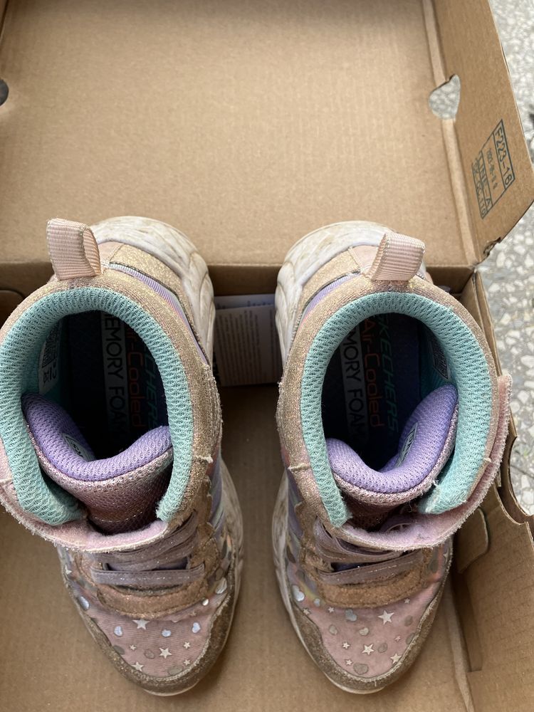 Skechers Unicorn dreams. Мигащи. С еднорог. N 27