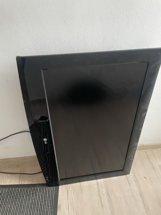 televizor LG in stare buna