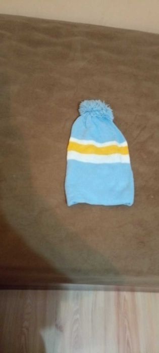 Детска зимна шапка