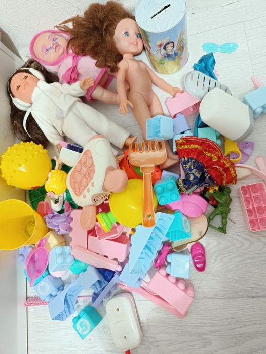 Продам игрушки 1000тг