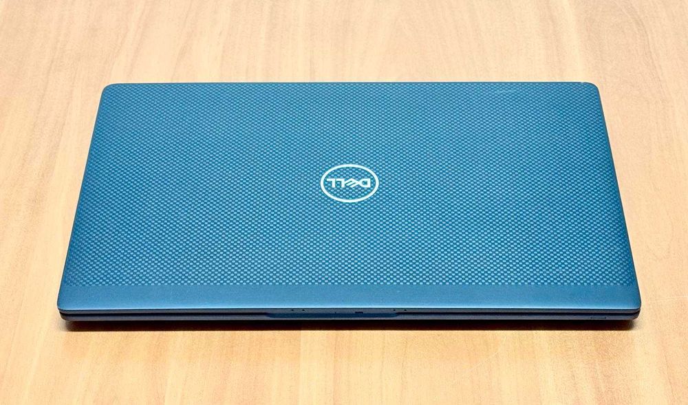 Dell Latitude 7430 / i5-1250P 12-Core / 16GB DDR5 / 256GB SSD /FHD IPS