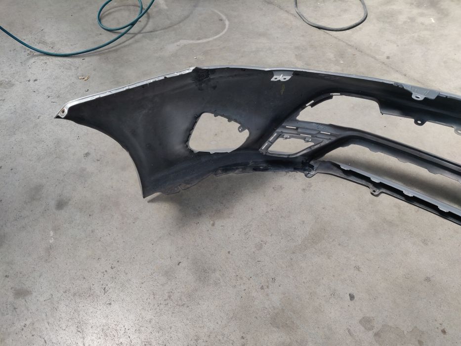 Предна Броня Оригинална за Toyota T27Аvensis Feist  2015г. до 2019г.