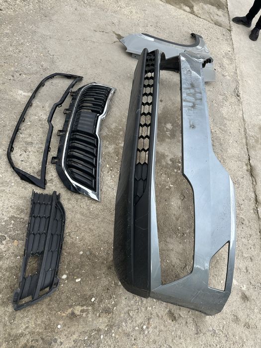 Bară față.aripă dreapta față  skoda karoq.