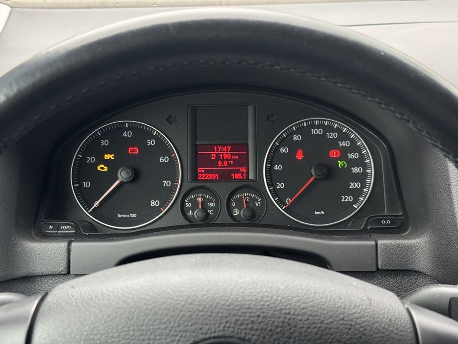 Vw Gold 5 Plus recent adusa