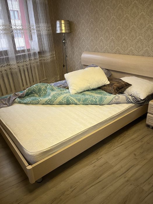 Продам кровать двуспальную