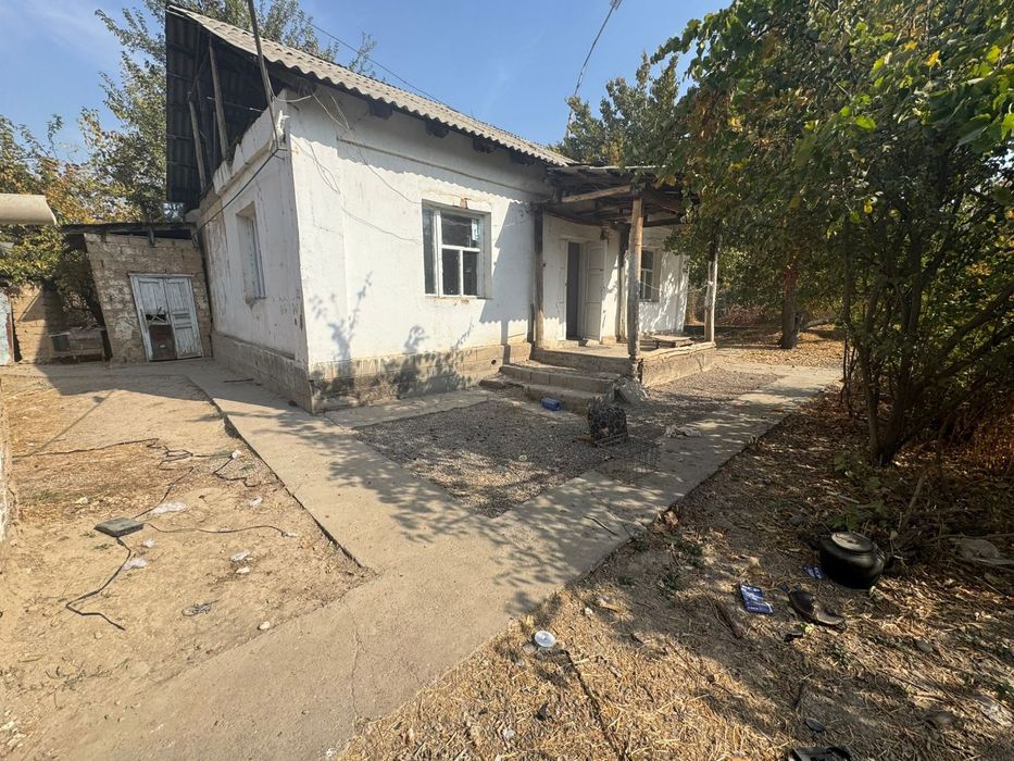 Уй ховли сотилади. Янгибозор