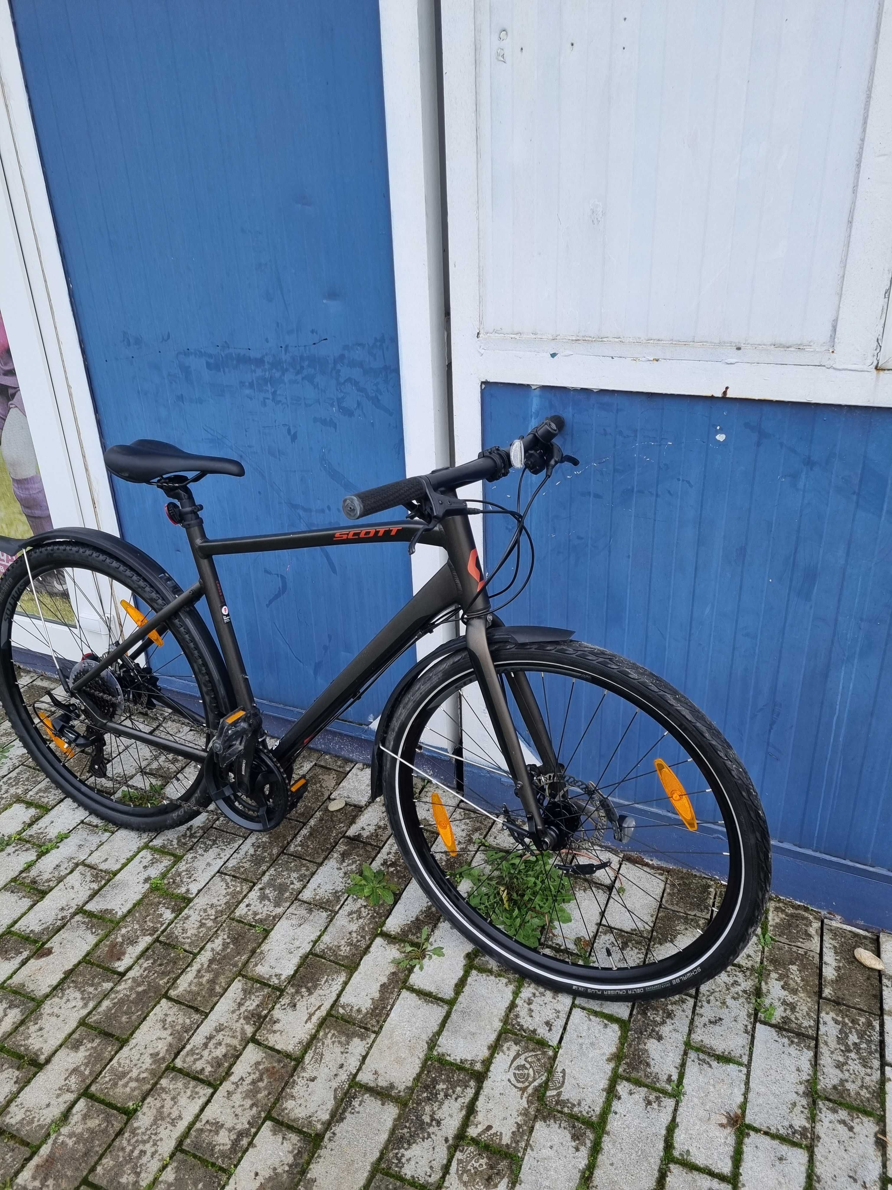 Bicicleta Scott Cross City Cube Trek