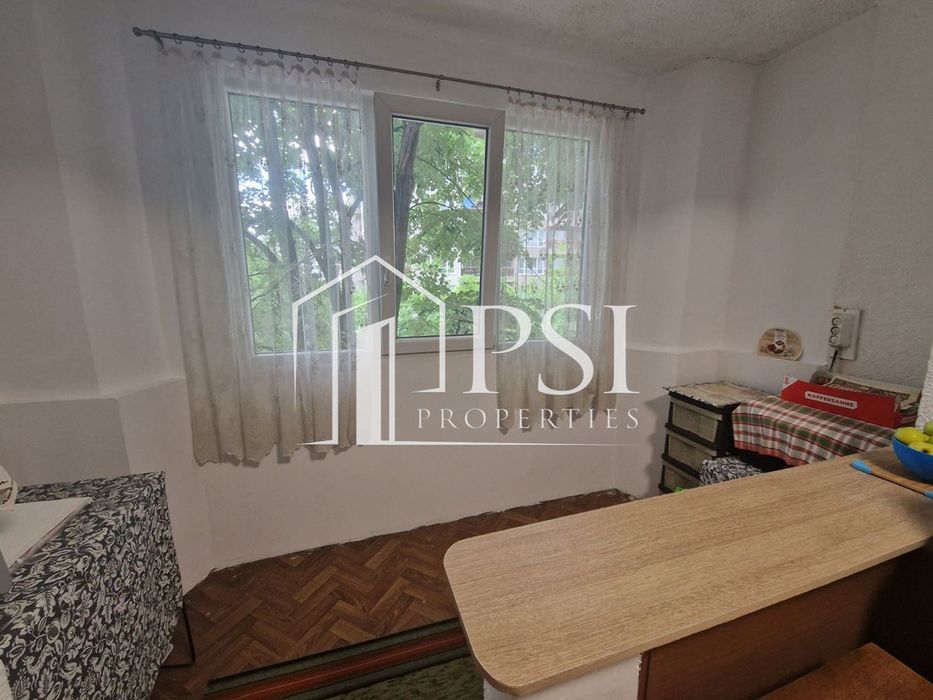 Продава се Тристаен апартамент в Пловдив, Кючук Париж - 80 кв.м за 1469 €/кв.м - Снимка #4