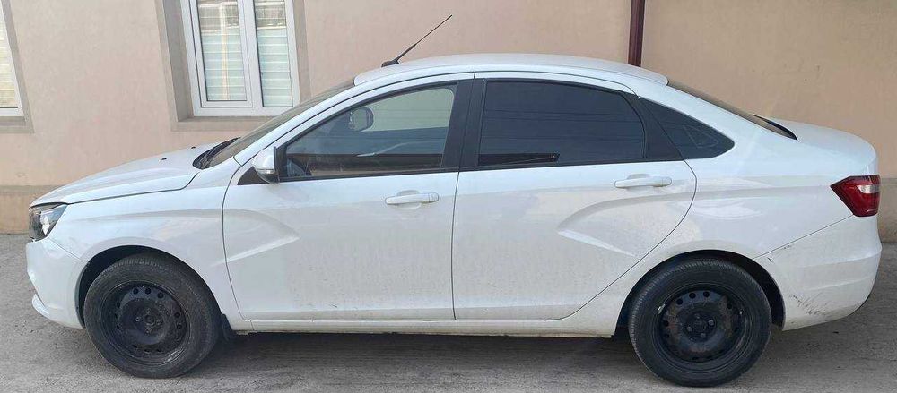Lada Vesta 1.8 (2018)