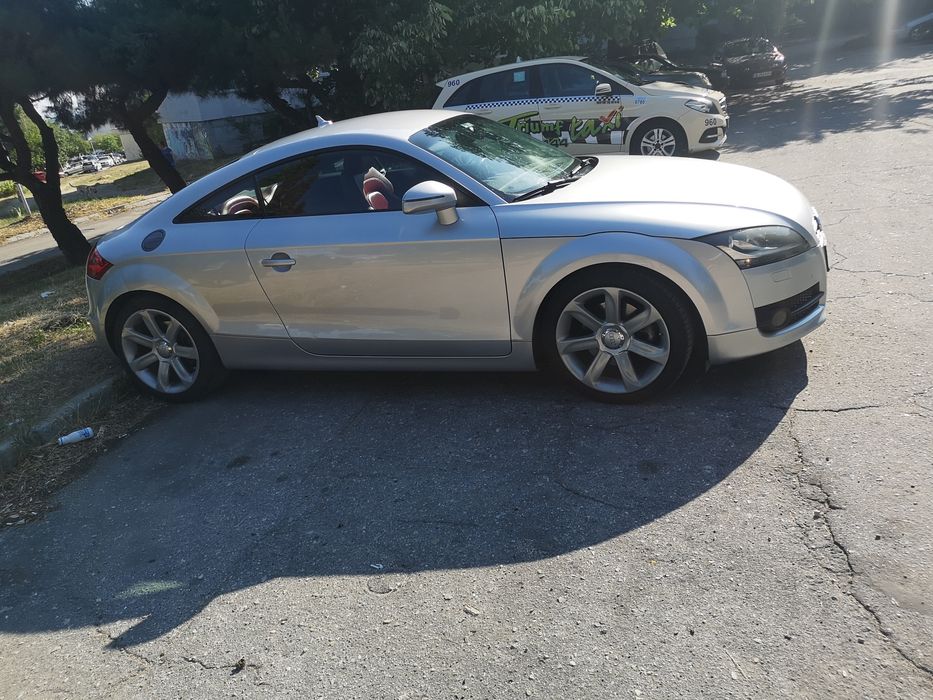 Ауди TT 2.0/ 200коня