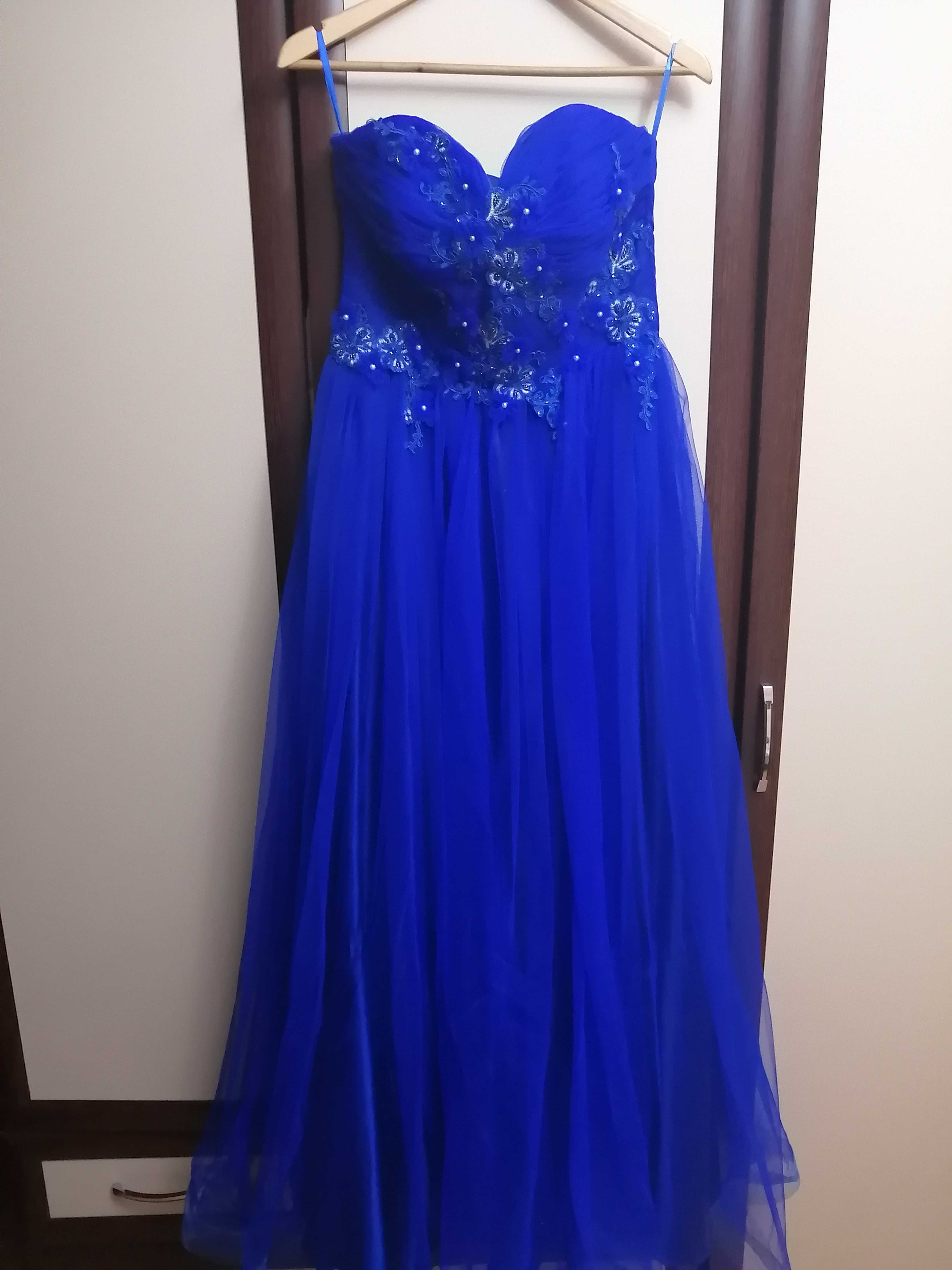 Vând rochie de ocazie Sadrini Style, mărimea 48.