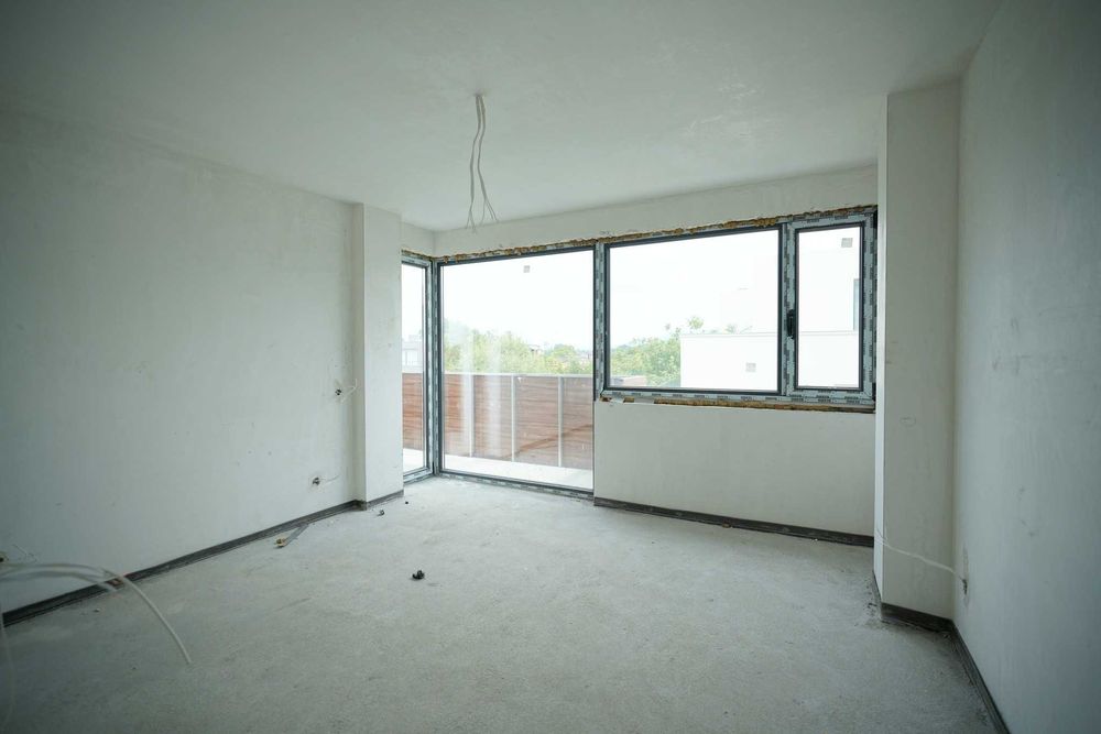 Продава се Многостаен апартамент в София, Горубляне - 137 кв.м за 2081 €/кв.м - Снимка #2