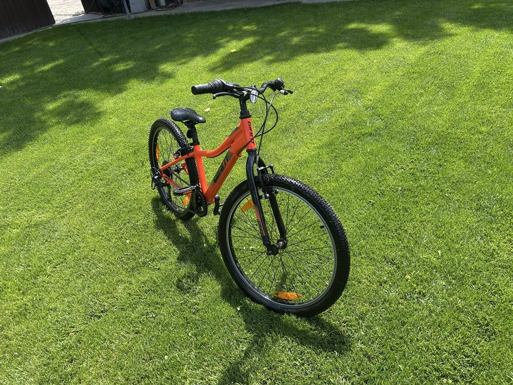Vand bicileta mountain bike , dimensiune 24’’ TRECK YOUTH PRECALIBER.