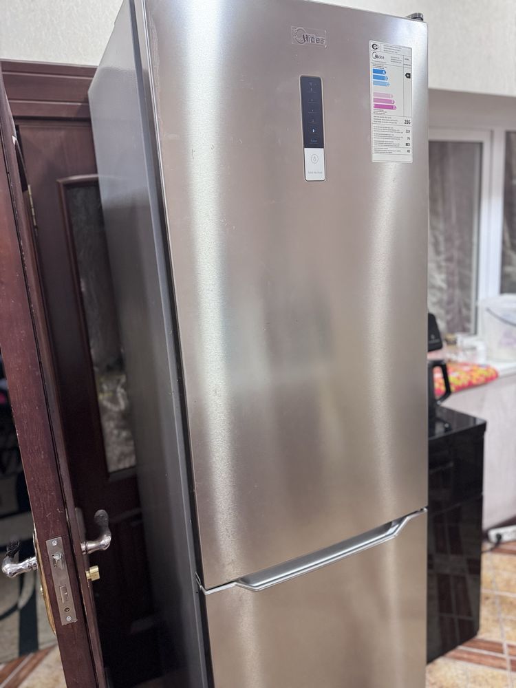 Холодильник Midea 2- хкамерный