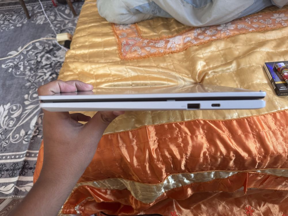 Asus Chromebook