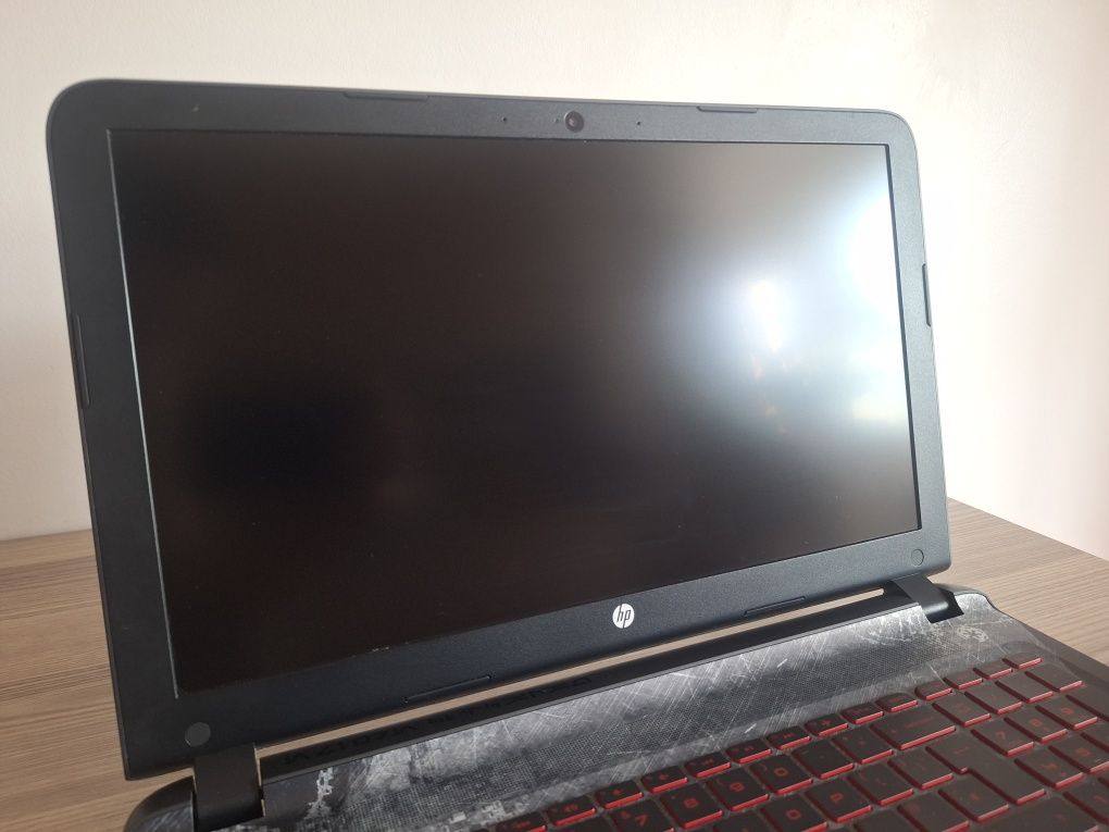 Laptop HP I5, 1 Tb,6 gb Ram, 2gb placa video