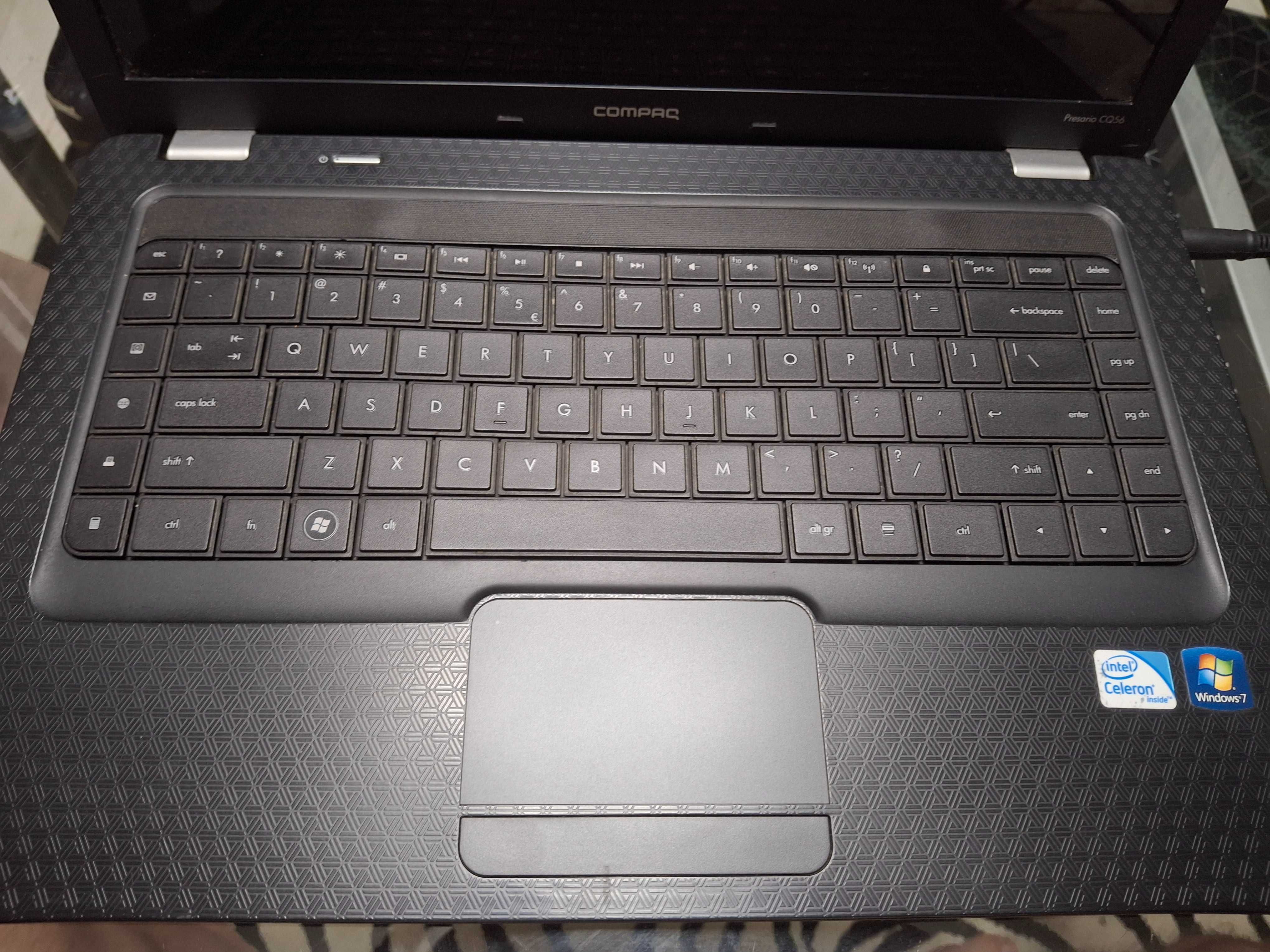 Отличен лаптоп compaq cq56