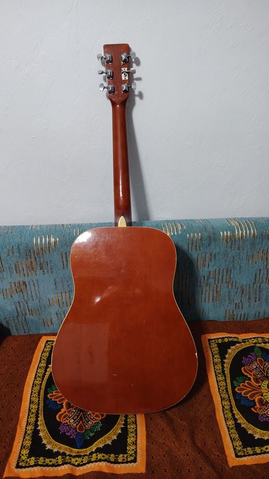 Гитара сатамын. Срочно