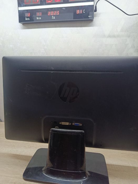 Монитор hp