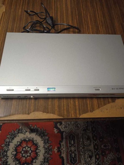 Dvd player LG  караоке продам рабочий