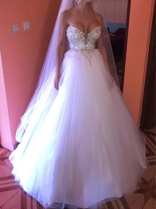 Rochie de mireasa Alara + accesorii