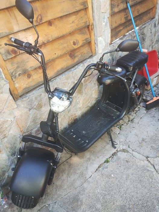 Vând scuter electric