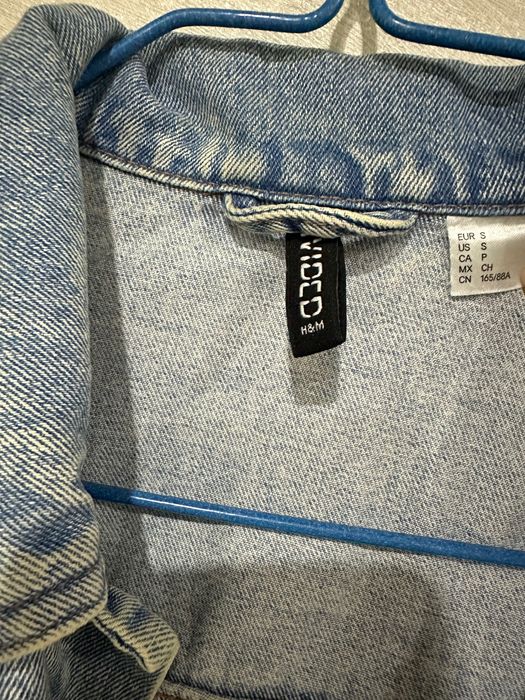 Джинсовая куртка hm в размере S