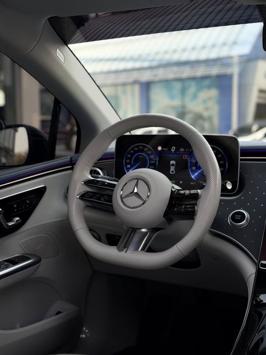 Mercedes Benz EQE 350