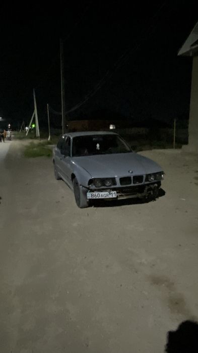 Продам BMW E34 525
