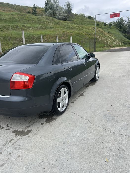 Vand audi A4 b6  cod motor AWX.
