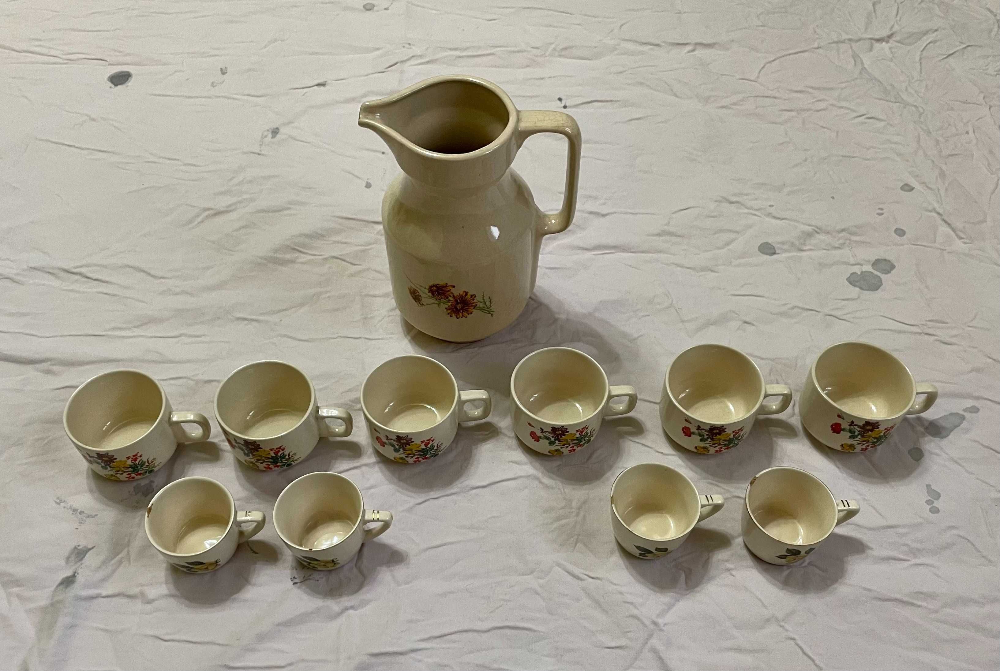 set cesti=cani+carafe cu design floral flori vintage veche comunista