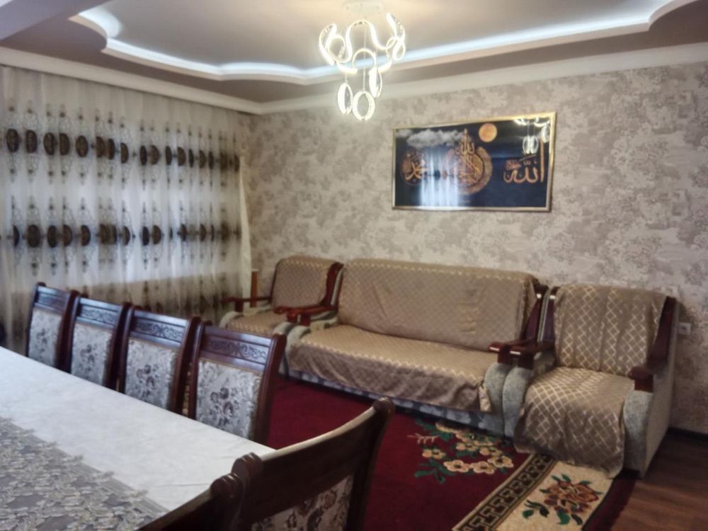 Срочно продается 4-х комн квартира в Куйлюк массив-5, 4/4/5