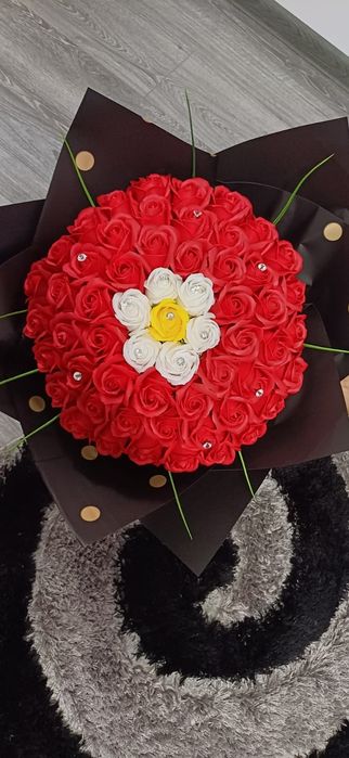 Aranjamente florale din sapun
