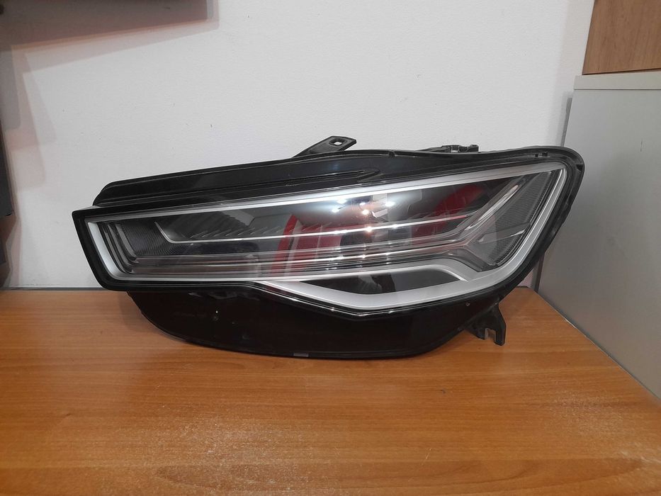 Far stanga Matrix 4g0941035 audi a6 c7 ultra