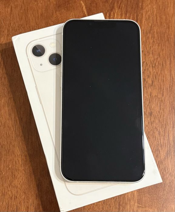 IPhone 13 в хорошем состоянии