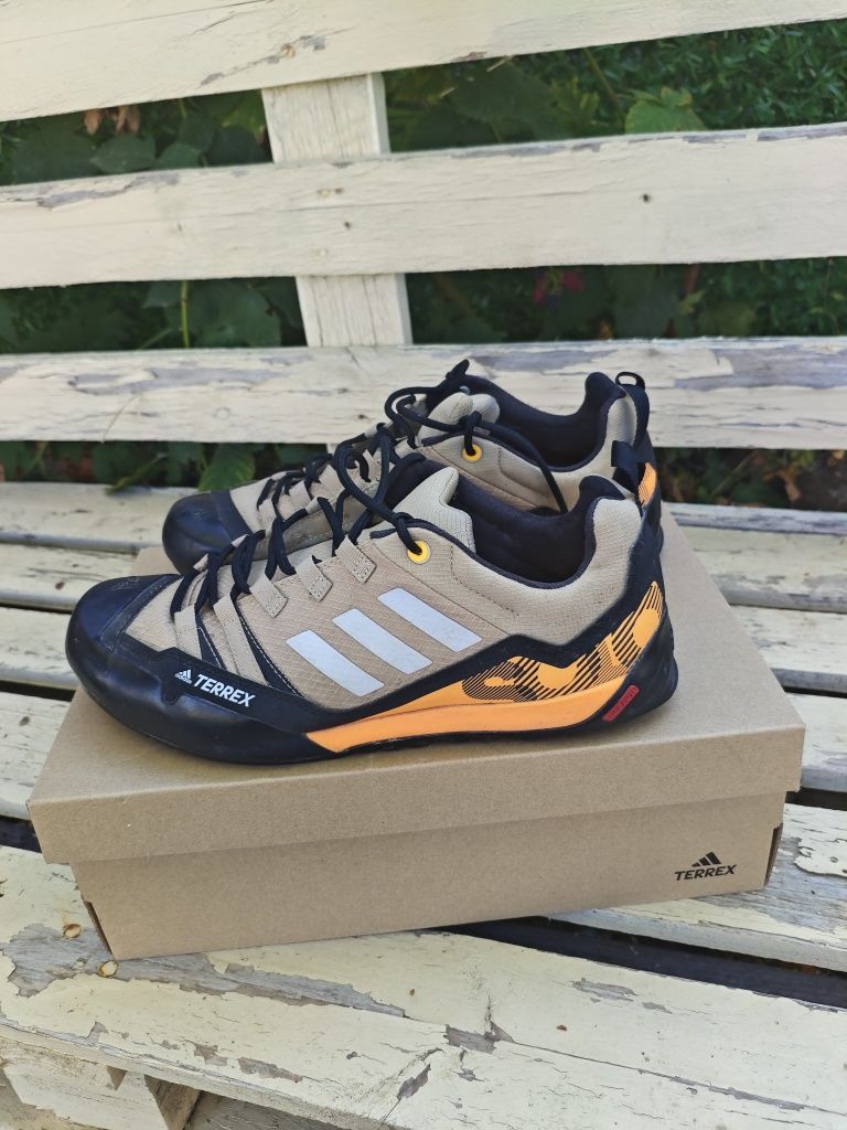 Adidas terrex 44