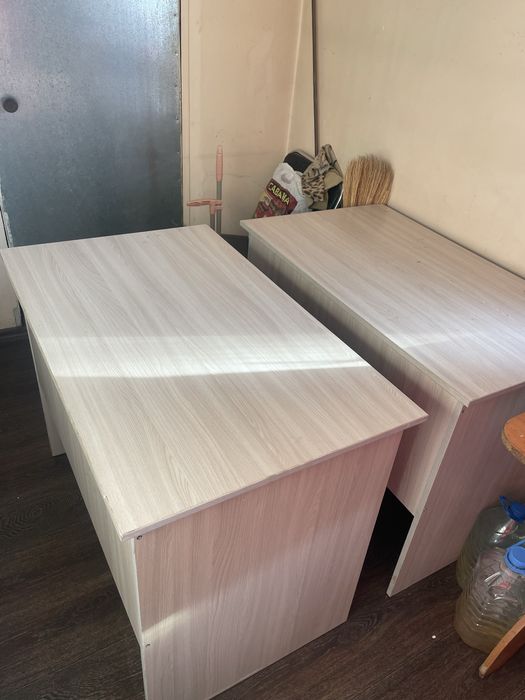 Продам офисные столы