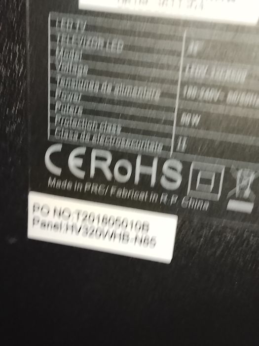 Vând plasmă aproape nouă 80 cm are și internet modelul este VORTEX