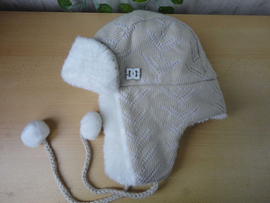 DC/дамска ушанка