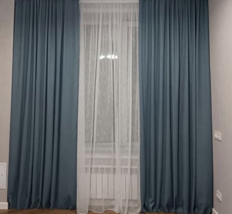 Продам шторы петек в идеальнос состоянии